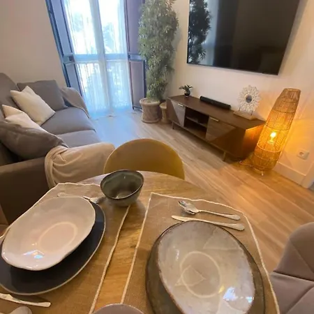 El Paraguas Del Antiguo Parking Privado Gratuito-tres Independientes * Oviedo