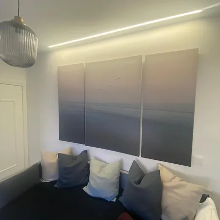 El Paraguas Del Antiguo Parking Privado Gratuito-tres Independientes * Oviedo